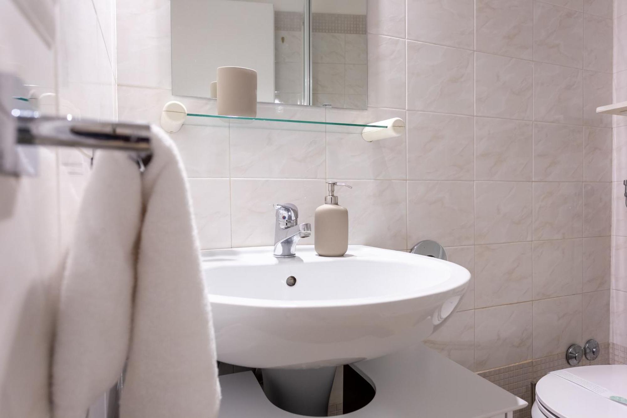 Apt Rome 5 Bdrms Экстерьер фото