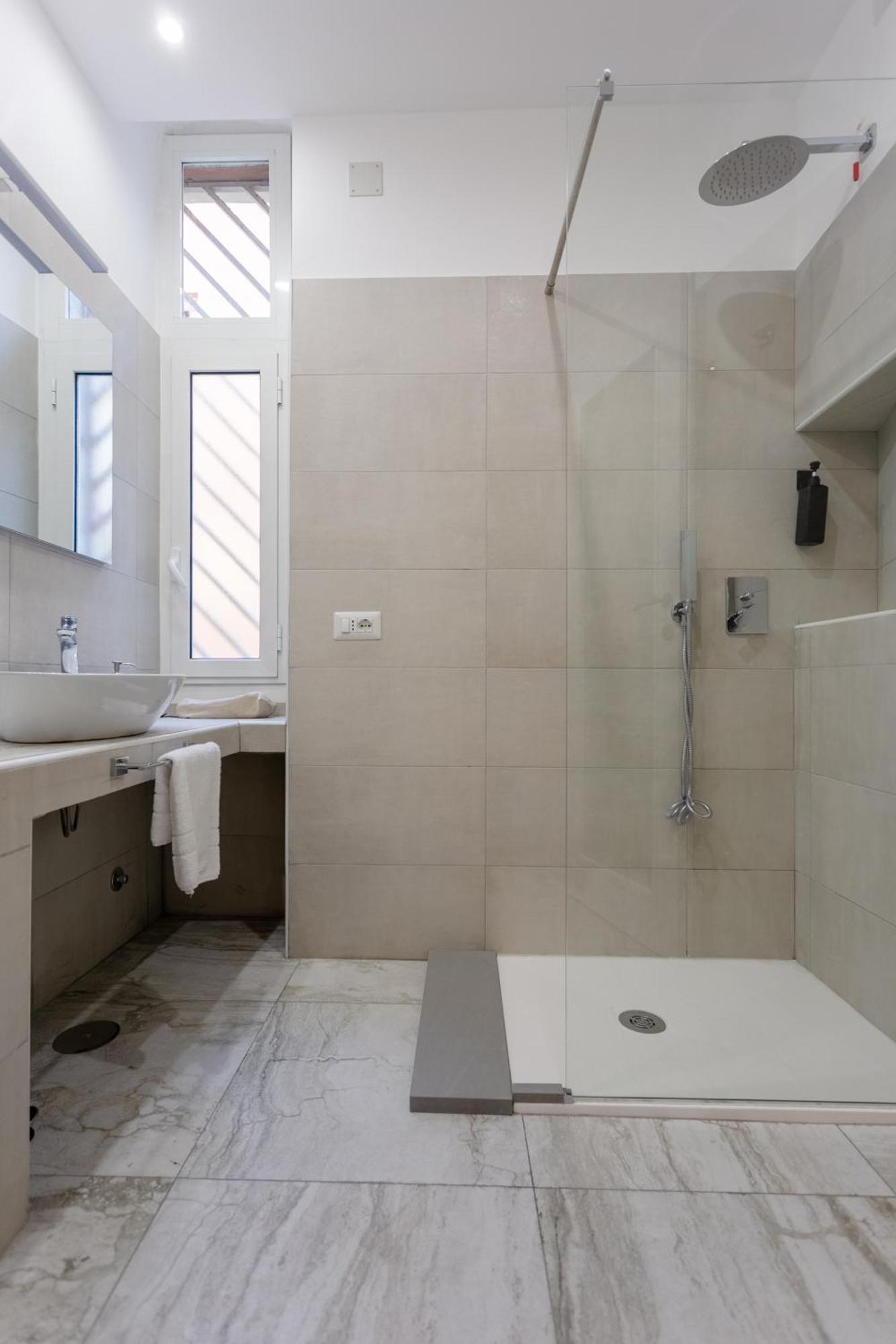 Apt Rome 5 Bdrms Экстерьер фото